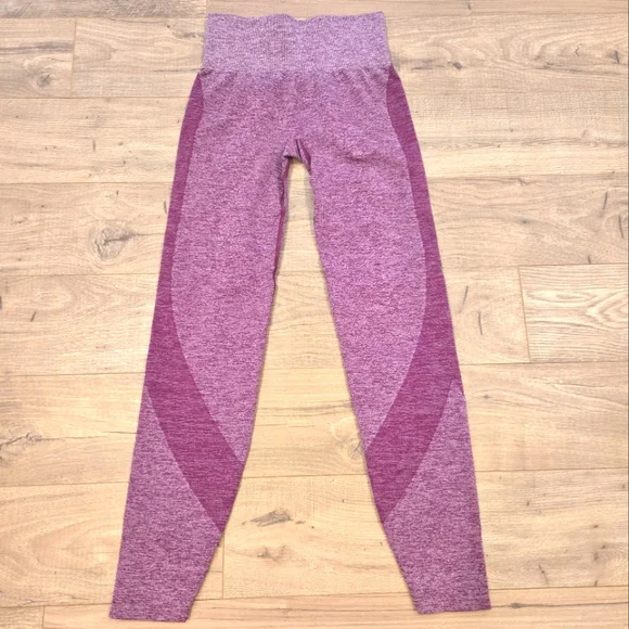 NWOT Women's Athletic Cropped Contour Purple High Waisted Leggings Size XS - Picture 2 of 8